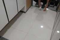 타일코팅 벽면 및 현관 (송도센트럴시티)